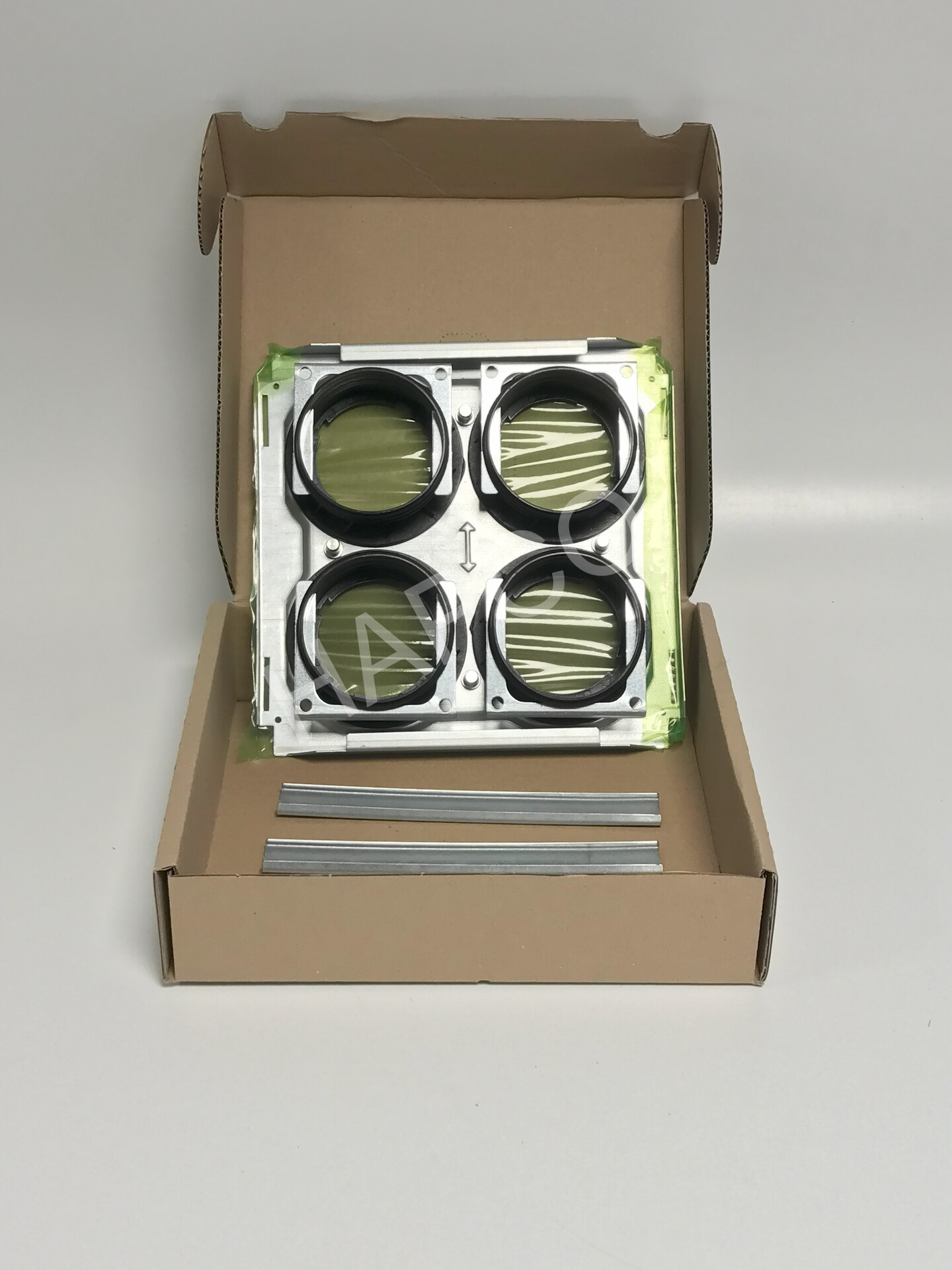 Plaque de montage pour Caisson CW-P-220-4x75